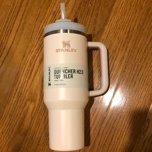 New Stanley tumbler/Color Pink -40oz